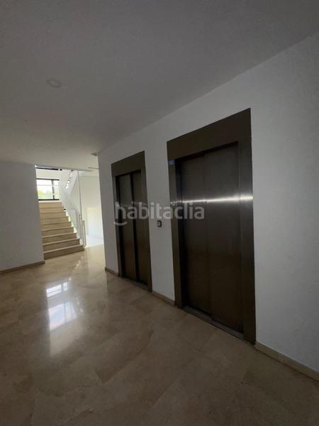 Foto 7a99e6ca-463b-43df-a5d5-6ab800441bcd. Rent business premise in Nou Altabix Elche / Elx