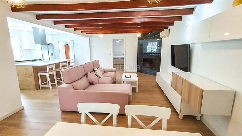 Foto 9d14304b-b9a6-4e05-a5eb-c5215dbbe8f2. Chalet venta chalet urbano con piscina a pocos metros farmacia peña las águilas en Elche / Elx
