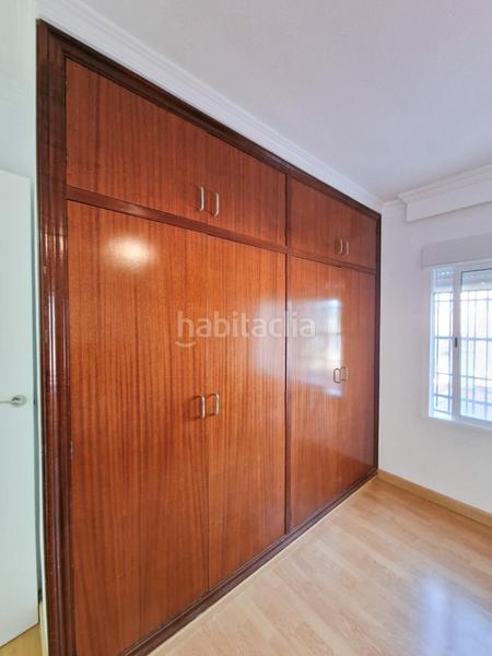 Foto a060c716-455f-4916-9883-58df6c07b285. Chalet venta chalet urbano con piscina a pocos metros farmacia peña las águilas en Elche / Elx