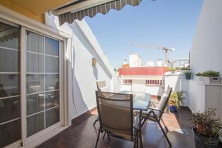 Àtic a Playa Levante. Exclusivo ático dúplex en el centro de santa pola, a solo 50 met