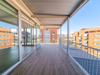 Pis a Calle jose antonio cañete juare 8. Disponible vivienda de 133 m2 y terraza de 60 m2 en el barrio de