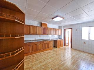 Pis a Centro. Venta piso 140m, ascensor, 4 dorm, 2 baños, zona jesuitinas, cen
