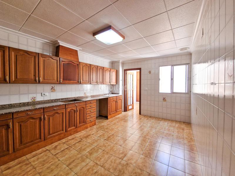 Foto f66e87eb-d7dc-4ccc-944a-7bd9885a6808. Appartement dans Centro Elche / Elx