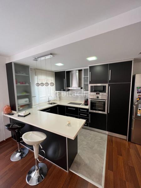 Foto 736e44de-b94c-42d2-b7b5-d7e3aff066f9. Location appartement avec parking dans Centro Elche / Elx