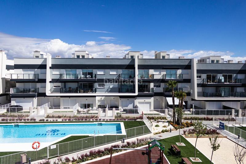 Foto 1b1b57ef-b8e2-4bdf-a02d-6787bb6a3cc0. Erdgeschoss mit parking pool in Panorama-Sierramar Santa Pola