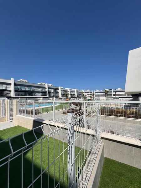 Foto bbd621a7-a86f-4f24-8552-c75a2b991a82. Erdgeschoss mit parking pool in Panorama-Sierramar Santa Pola