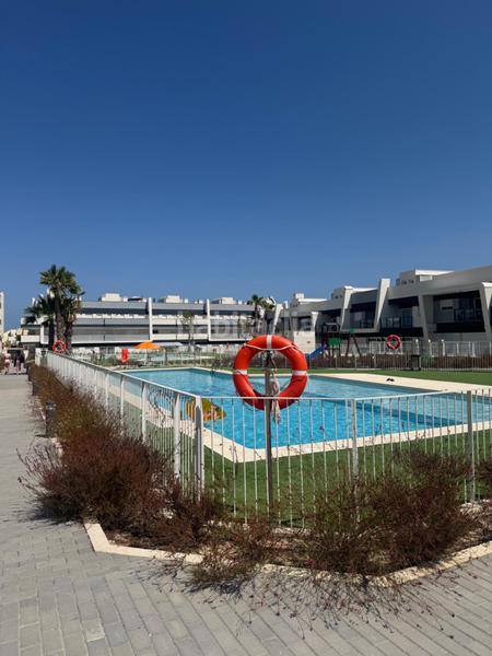 Foto bf6f5328-3a84-41ea-918b-86b144d9a7de. Erdgeschoss mit parking pool in Panorama-Sierramar Santa Pola
