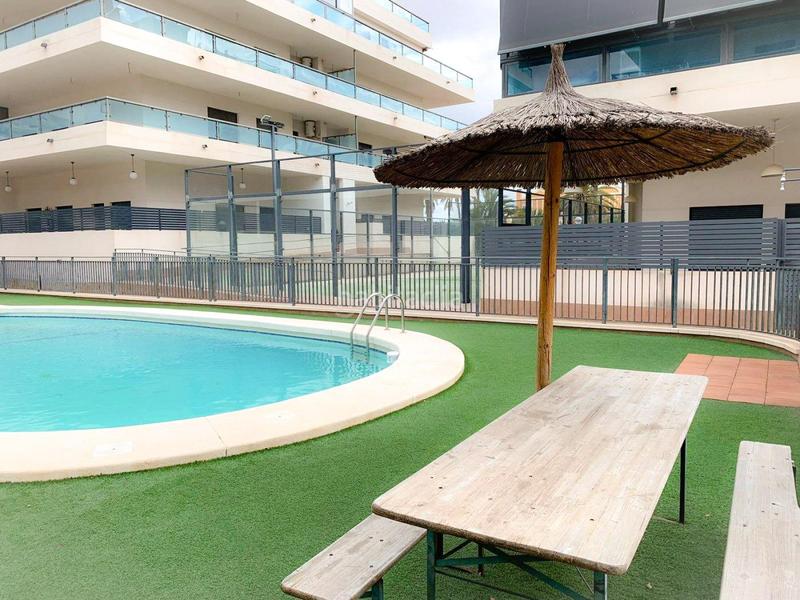 Foto 241c2bce-8986-49d4-9178-a0a3f1d7c2d7. Planta baja estupenda planta baja esquina, 30m terraza, garaje, trastero, piscina, reformada, campo fútbol en Elche / Elx