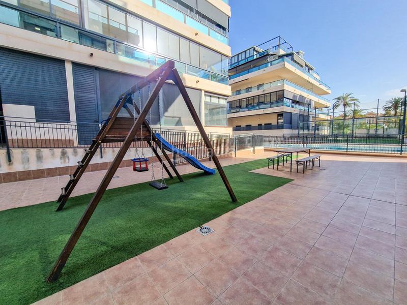 Foto 6a9763ed-af06-4bfa-9cb3-bc645b0c36bb. Planta baja estupenda planta baja esquina, 30m terraza, garaje, trastero, piscina, reformada, campo fútbol en Elche / Elx