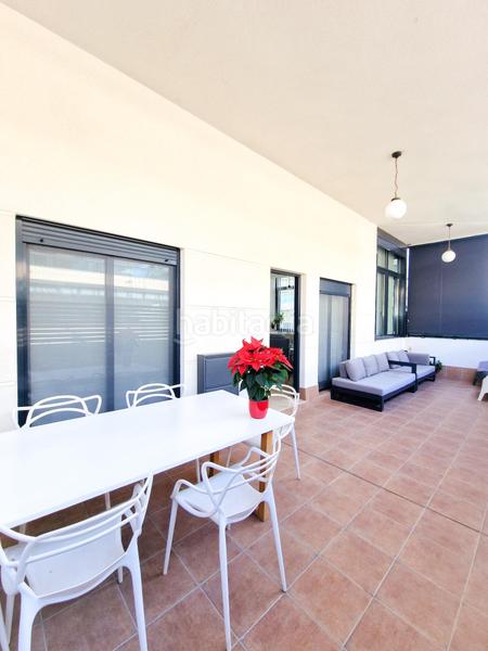 Foto 8238f1cf-957d-49d0-bd02-10a09526c0ae. Planta baja estupenda planta baja esquina, 30m terraza, garaje, trastero, piscina, reformada, campo fútbol en Elche / Elx