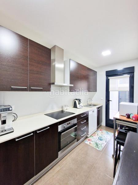 Foto 8f104895-5d94-4d6c-939d-9d787fe93486. Planta baja estupenda planta baja esquina, 30m terraza, garaje, trastero, piscina, reformada, campo fútbol en Elche / Elx