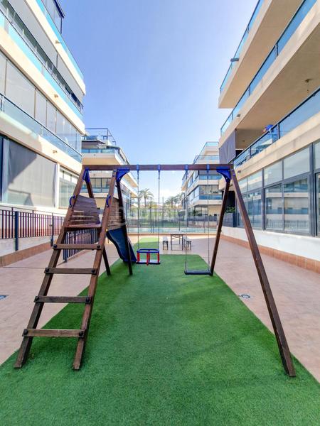 Foto ee931455-adf7-45eb-9d54-5e0195edc0c0. Planta baja estupenda planta baja esquina, 30m terraza, garaje, trastero, piscina, reformada, campo fútbol en Elche / Elx