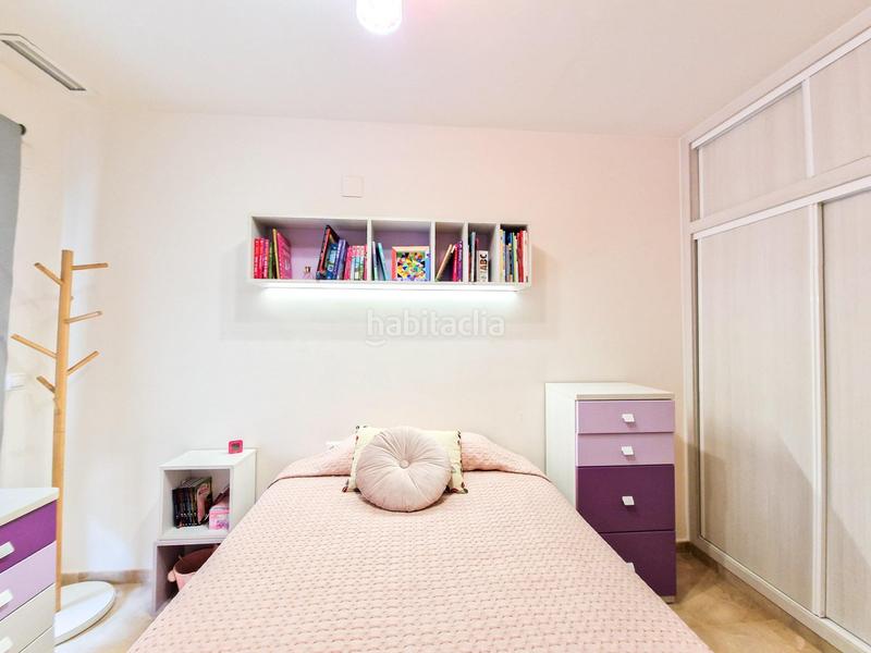 Foto ef4659f6-3df2-42ae-aa2d-de71c121dac6. Planta baja estupenda planta baja esquina, 30m terraza, garaje, trastero, piscina, reformada, campo fútbol en Elche / Elx