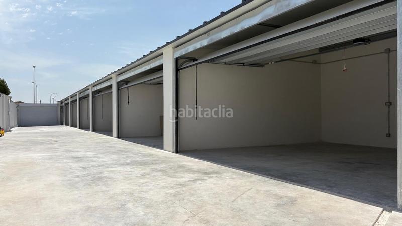 Foto 7bfa56b5-e2b2-40ee-aa43-0a48ef10d33b. Casa adosada moderno adosado espacios amplios y acabados de calidad en Castalla