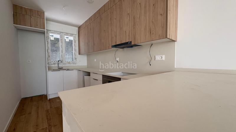 Foto 82935997-b587-4768-8d47-5b3fa8f6f0eb. Casa adosada moderno adosado espacios amplios y acabados de calidad en Castalla
