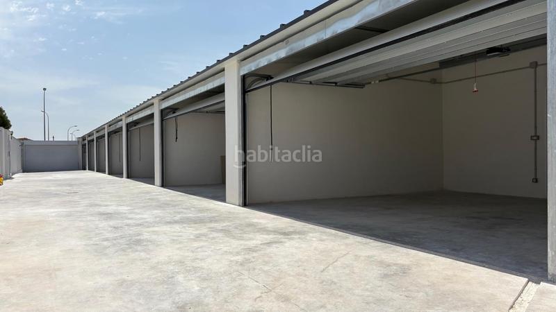Foto c1177af9-dcf5-4898-87ba-7a95295e904e. Casa adosada moderno adosado espacios amplios y acabados de calidad en Castalla