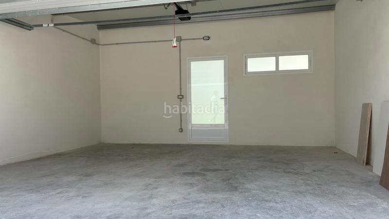Foto ec85f3d4-ec62-4b07-b4b7-178c7aaaf83f. Casa adosada moderno adosado espacios amplios y acabados de calidad en Castalla