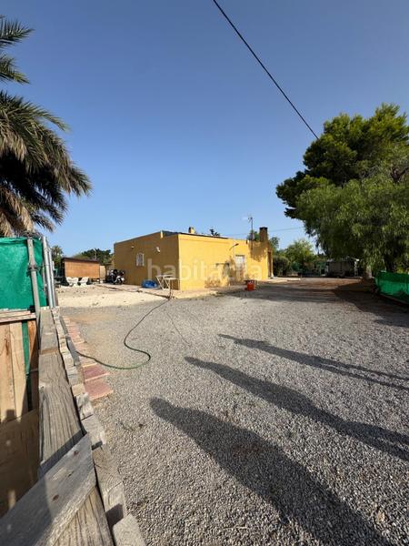 Foto ec70e0a0-42e3-4ca3-bc77-3a8c98046f62. Xalet amb calefacció aparcament piscina a Valverde Elche / Elx