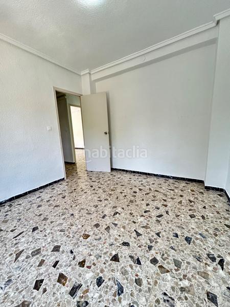 Foto 6a453381-364a-47d4-9428-1d1916f450bf. Chalet mit parking pool in Peña de las Águilas Elche / Elx