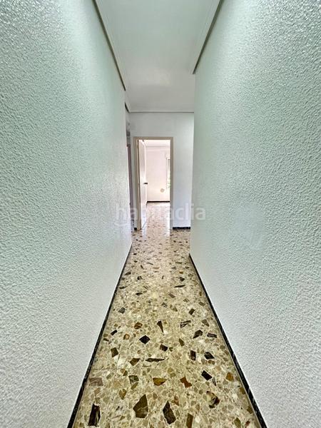 Foto 02547a6f-951b-4e6d-a481-bfdde1989958. Chalet avec parking piscine dans Peña de las Águilas Elche / Elx