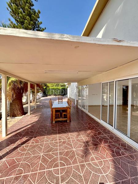 Foto 187744cc-fd7e-47ea-a4fb-11ce67642ebb. Chalet avec parking piscine dans Peña de las Águilas Elche / Elx