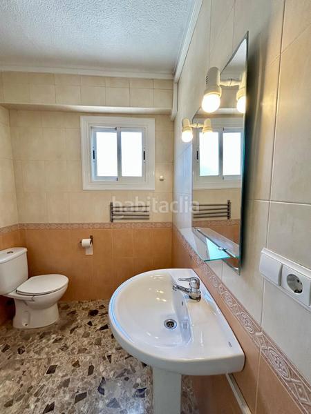 Foto 34340341-c167-48d4-8fc5-e2ba99052511. Chalet avec parking piscine dans Peña de las Águilas Elche / Elx