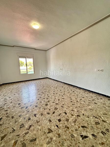 Foto 5c554e72-c48d-4e0e-b5e6-5f146af7482e. Chalet avec parking piscine dans Peña de las Águilas Elche / Elx