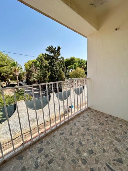 Foto 85e398ea-87d7-431e-ae56-bdee936248b9. Chalet avec parking piscine dans Peña de las Águilas Elche / Elx