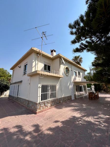 Foto b3a7399e-0d18-4ca3-8f1d-81755afb872f. Chalet avec parking piscine dans Peña de las Águilas Elche / Elx