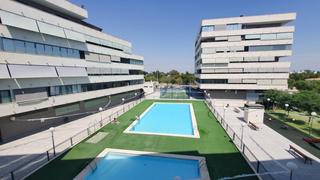 Planta baixa a Ciutat Universitària. Venta maravillosa planta baja, 58m terraza, piscina, altabix nue
