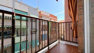 Appartement à Norte. Pisazo en santa pola con ascensor