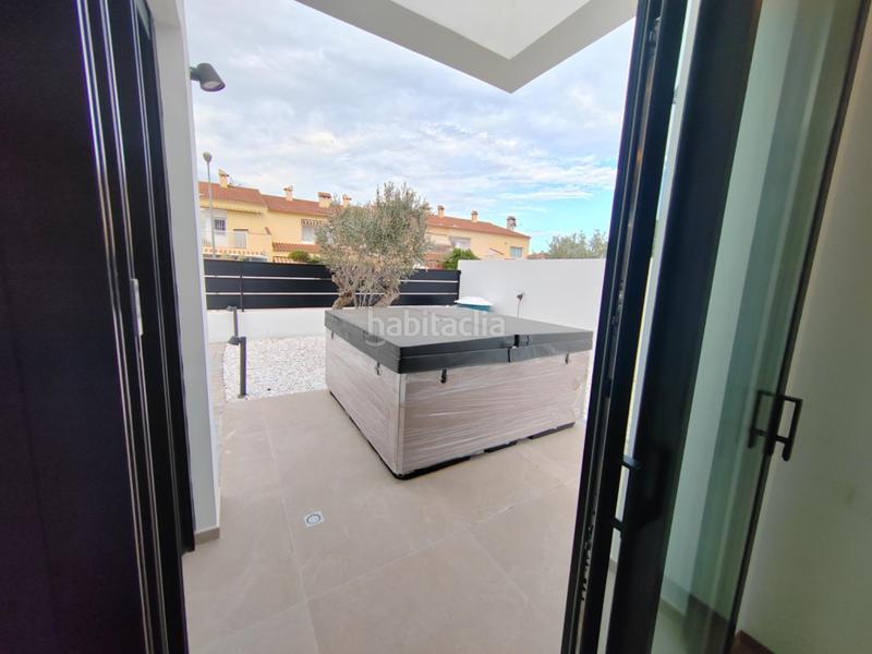 Foto 6108d3ab-0a2a-4b25-9026-ea9af79c4ea8. Chalet estrena tu villa en san juan en La Font-Mezquitas San Juan de Alicante