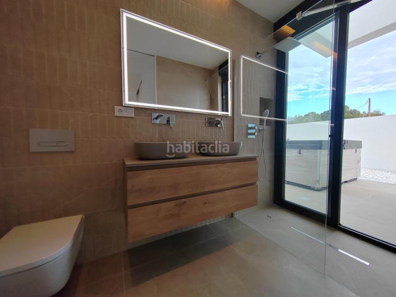 Foto a3a42403-0d38-4973-bf4f-6ab5ee6d47d4. Chalet estrena tu villa en san juan en La Font-Mezquitas San Juan de Alicante