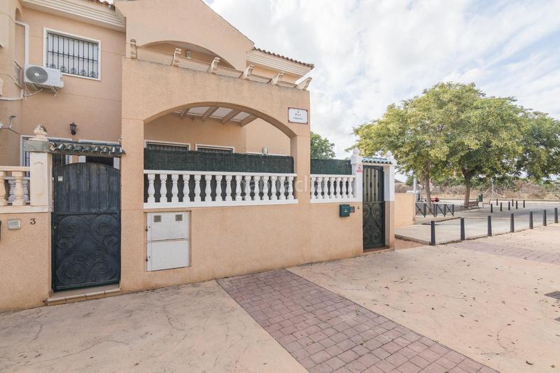 Foto a6aa67af-3c51-4cf0-842c-68a90bc1fad8. Chalet mit heizung parking pool in Valverde Elche / Elx