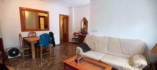 Planta baja en El Raval - Portes Encarnades. Oportunidad única planta baja con entrada independiente y vistas