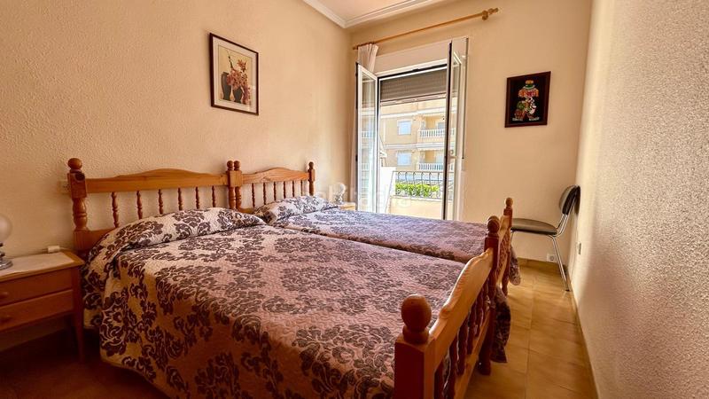 Foto feb8a2e4-b6d0-4cc2-beab-f07201588d25. Maison jumelée avec chauffage dans Playa Tamarit-Playa Lissa Santa Pola