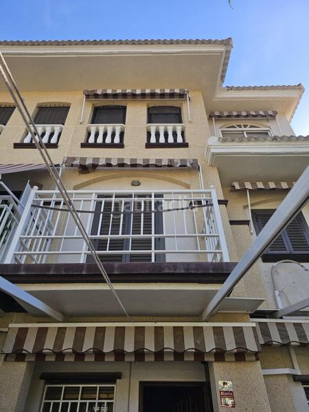 Foto b729f533-2613-46ca-8857-213ac3cc0a0f. Casa a schiera in Gran Playa Santa Pola