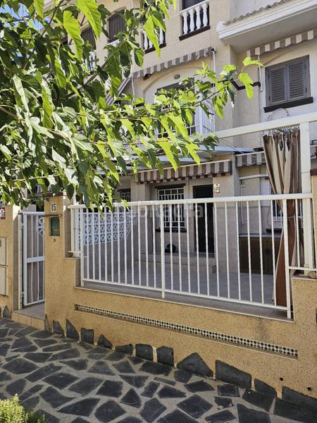 Foto f477ba32-7391-492b-a256-375396c21840. Casa a schiera in Gran Playa Santa Pola