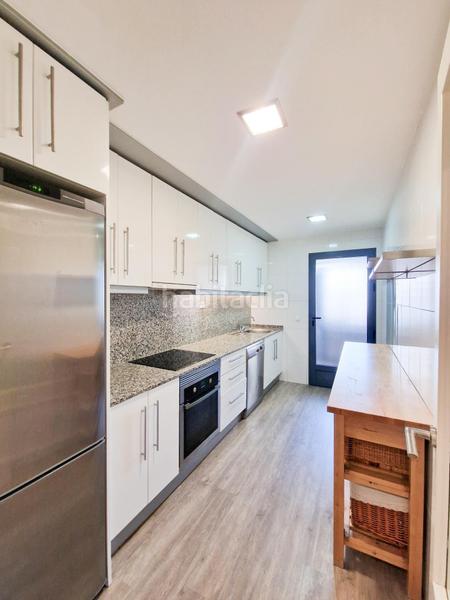 Foto 1144fa74-b617-4857-aa89-dd170cc6cd76. Planta baixa amb calefacció piscina a Ciutat Universitària Elche / Elx