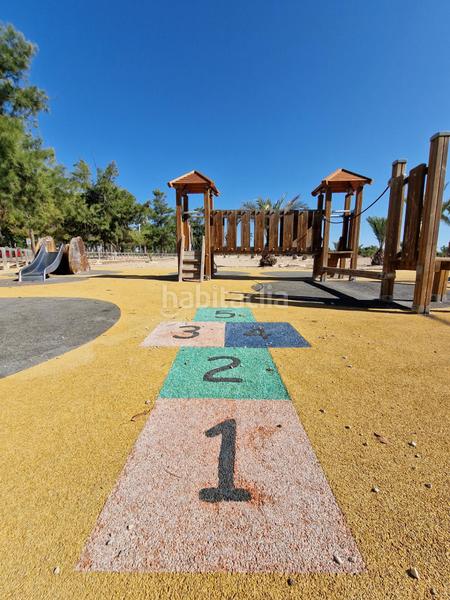 Foto 21152b9d-4ab6-4949-a7b1-34191aa8b381. Planta baixa amb calefacció piscina a Ciutat Universitària Elche / Elx