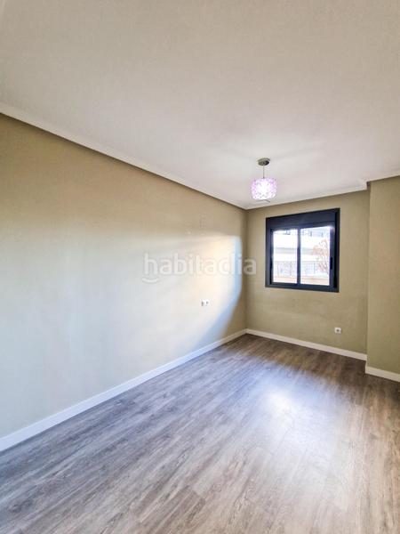 Foto 51d76690-24db-4262-b85f-0f8ae1706d27. Planta baixa amb calefacció piscina a Ciutat Universitària Elche / Elx