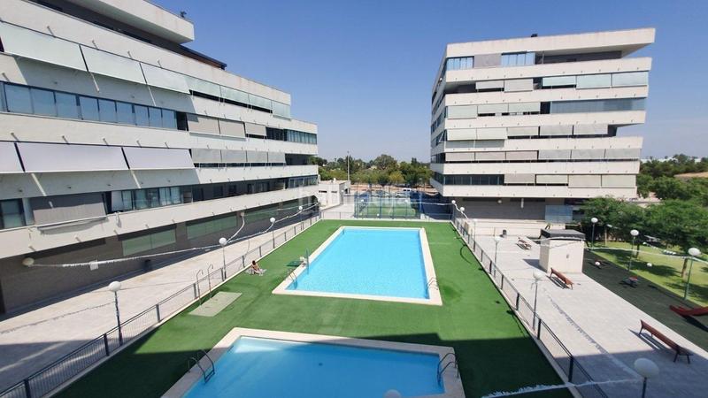 Foto a9e92c0f-42e7-488b-b65c-3b07bbed9d48. Planta baixa amb calefacció piscina a Ciutat Universitària Elche / Elx