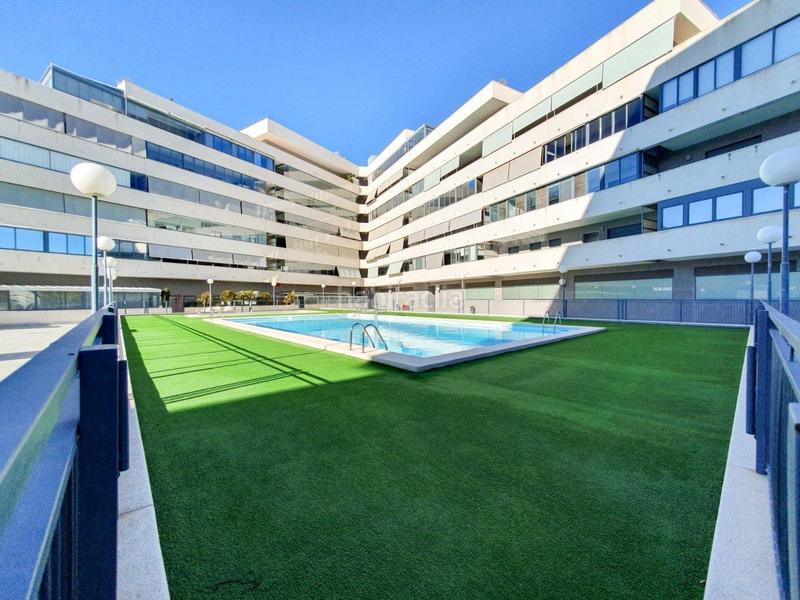 Foto bfd60fcb-746c-4350-b062-eeb97e65f629. Planta baixa amb calefacció piscina a Ciutat Universitària Elche / Elx