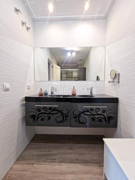 Foto d2f399c5-cd75-4b70-8ea4-71b1f5a1d4e5. Planta baixa amb calefacció piscina a Ciutat Universitària Elche / Elx