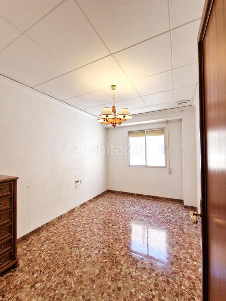 Foto addfe896-ae60-49b1-a99d-c1f6cc27d551. Pis a Centro Elche / Elx