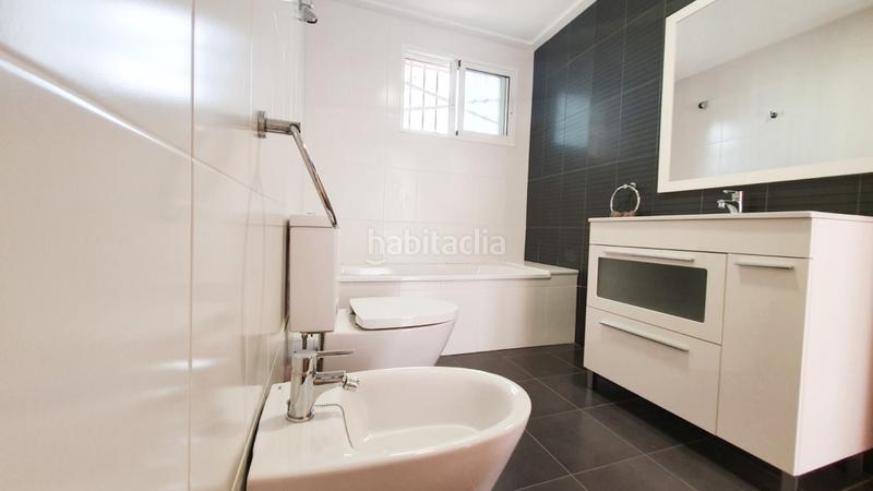 Foto f1777b9c-8469-4181-9c54-a0c5f6637a97. Xalet amb calefacció aparcament piscina a Alzabares Elche / Elx