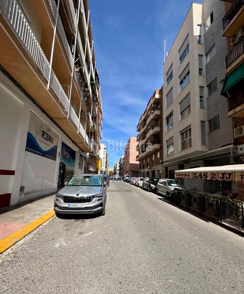 Foto 06b0aa3a-c12d-4e2a-a05a-9e6dbb64e439. Pis a Reina Victoria - Miguel Hernández Elche / Elx