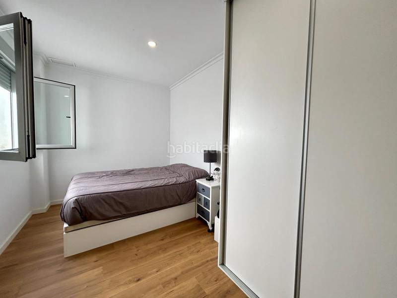 Foto 8c47cd45-bdf7-4a13-892f-70bcd802394f. Pis a Reina Victoria - Miguel Hernández Elche / Elx