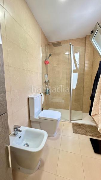 Foto c7d0806a-8b7d-4744-87ae-3058a523d408. Pis a Reina Victoria - Miguel Hernández Elche / Elx