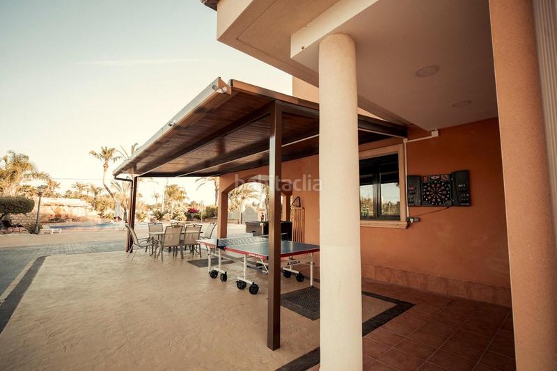 Foto 0661a3fd-7998-48e3-b426-ac13e160ba84. Xalet amb calefacció aparcament piscina a La Portalada Elche / Elx